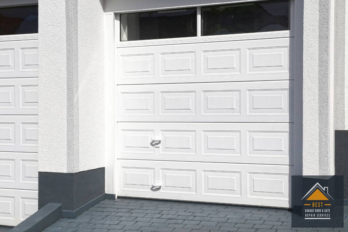 The Noise Factor: What Chain Drives Sound Like - Belt Drive vs. Chain Drive Openers: Which is Right for Your San Diego Home?