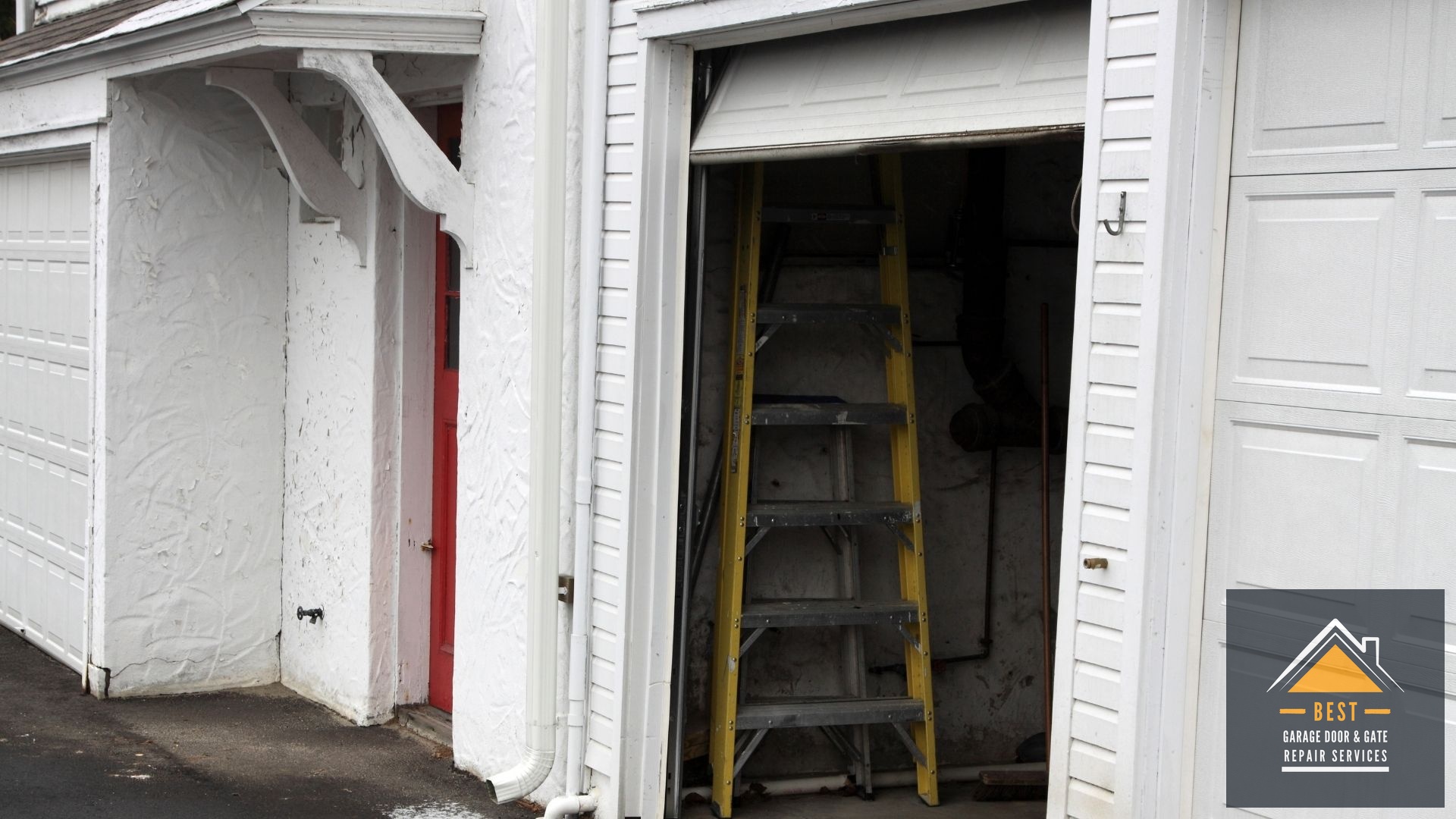 What Are the Key Differences Between Sliding and Swinging Gates? - Sliding vs. Swinging Gates: Which is Better for Your San Diego Driveway?